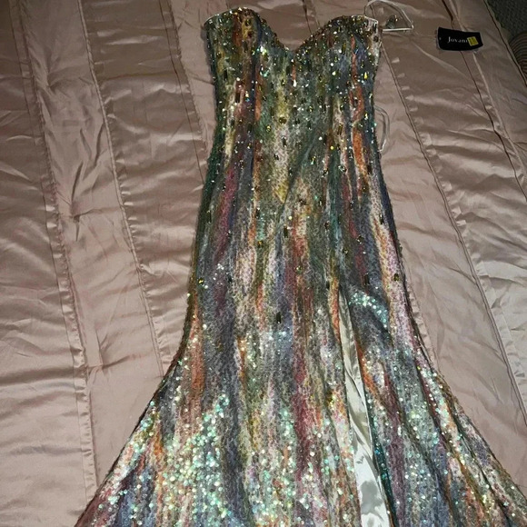 Mermaid Sequin Gown - Picture 9 of 11